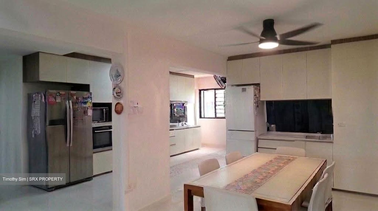 Tampines Street 42 (Tampines), Multi Generation #632173641